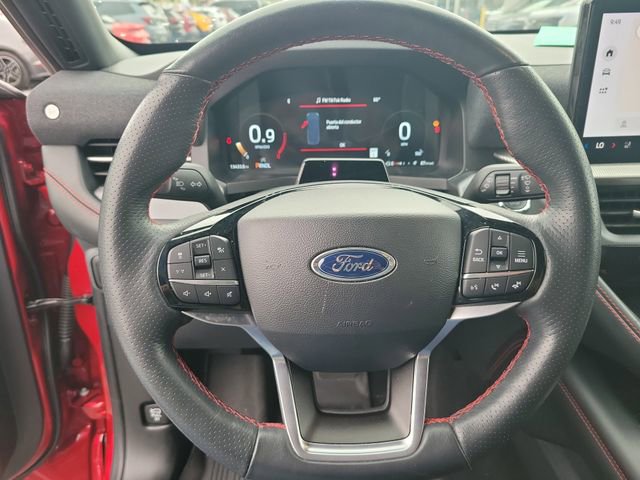 Used 2025 Ford Explorer ST-Line RWD image 15