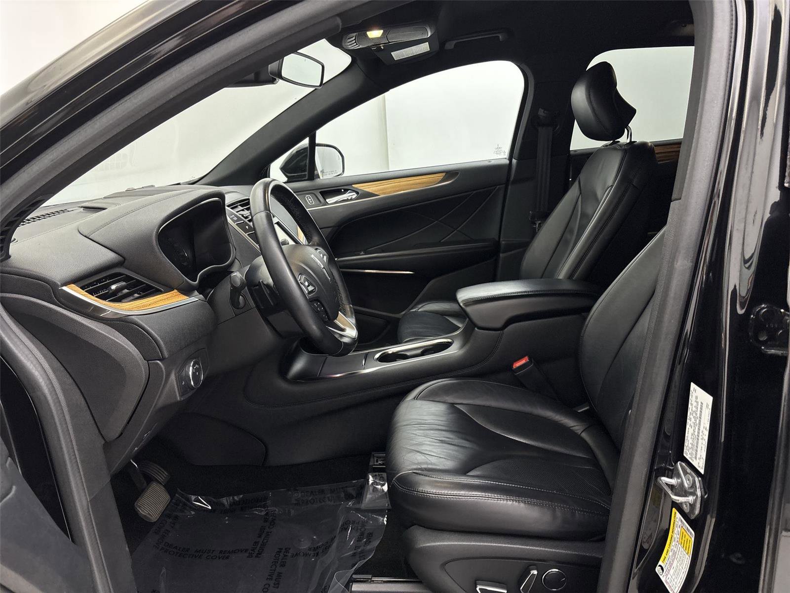 Used 2015 Lincoln MKC AWD w/ Equipment Group 101A Select image 25