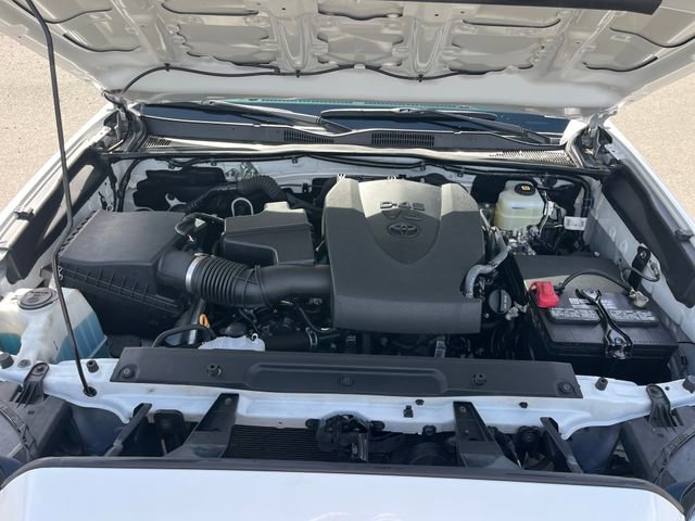 Used 2022 Toyota Tacoma TRD Off-Road w/ Technology Package image 31