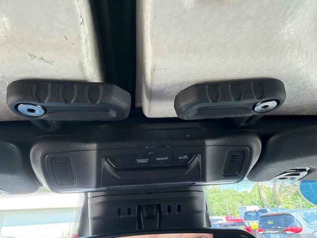 Used 2026 Jeep Gladiator Mojave AWD/4WD image 28