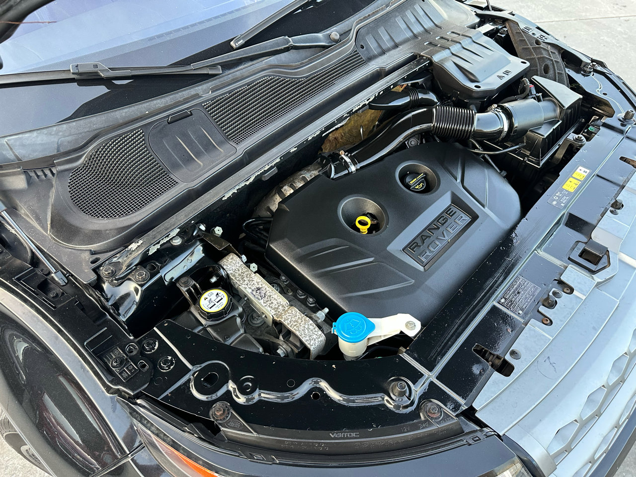 Used 2014 Land Rover Range Rover Evoque Pure image 50