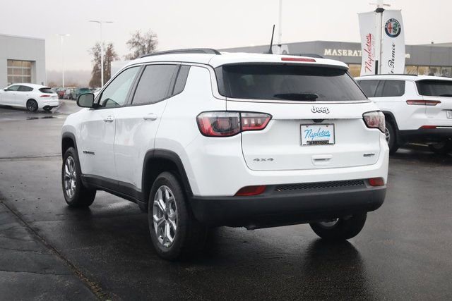 New 2026 Jeep Compass Latitude image 6
