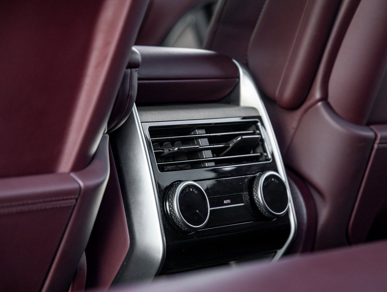 Used 2023 Land Rover Range Rover Autobiography image 35