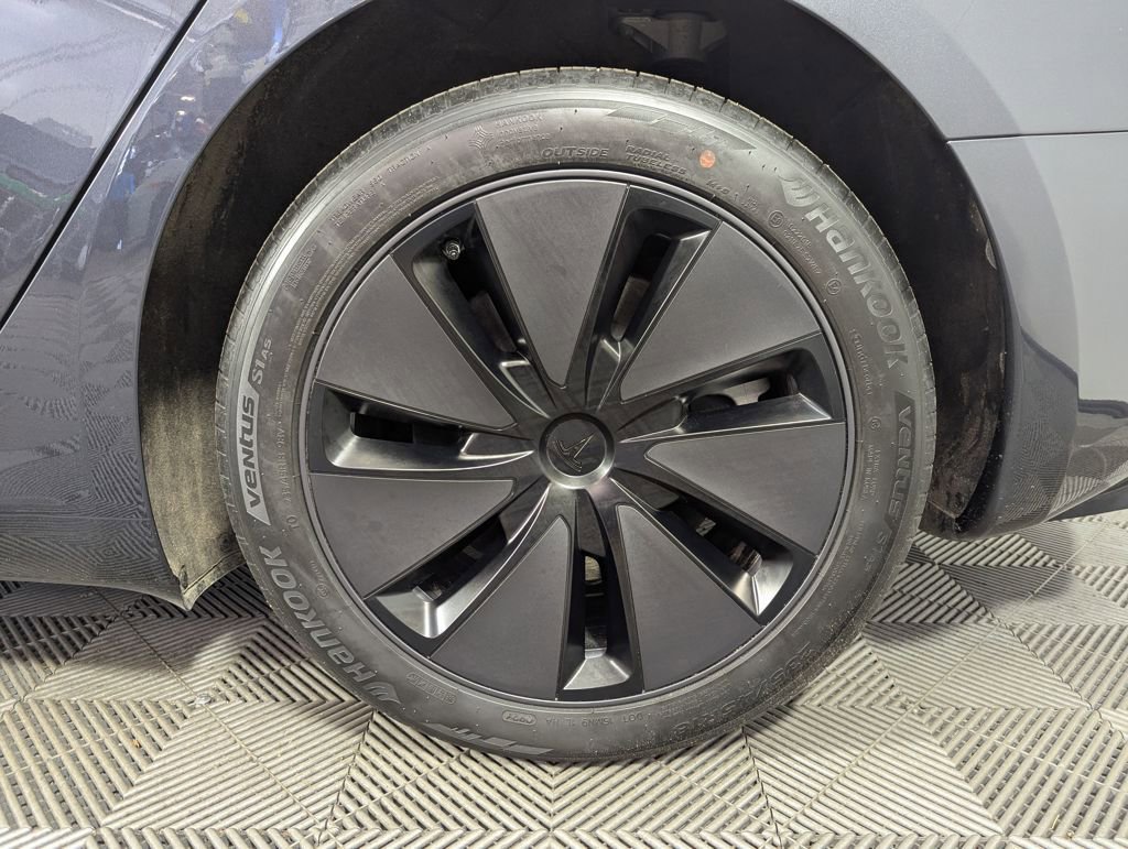 Used 2024 Tesla Model 3 Standard Range image 25