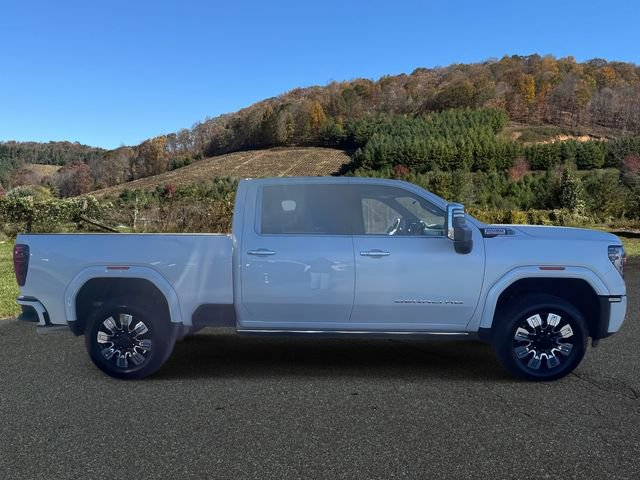 Used 2025 GMC Sierra 2500 Denali w/ Denali Reserve Package image 8