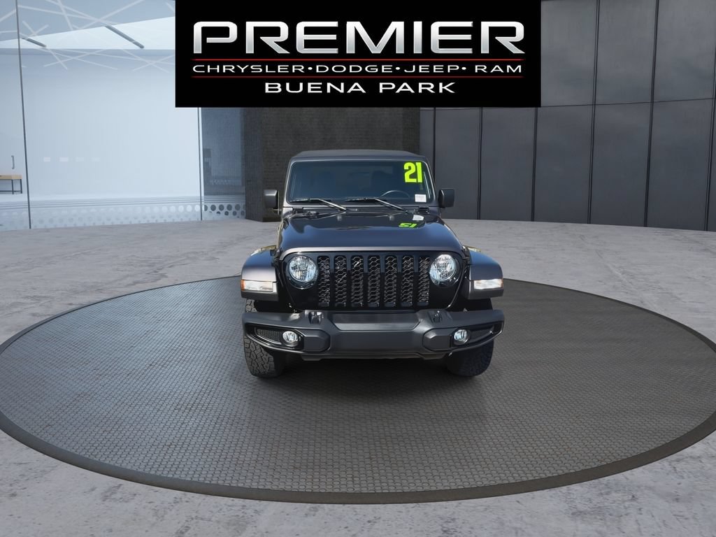 Used 2021 Jeep Gladiator Sport AWD/4WD image 3