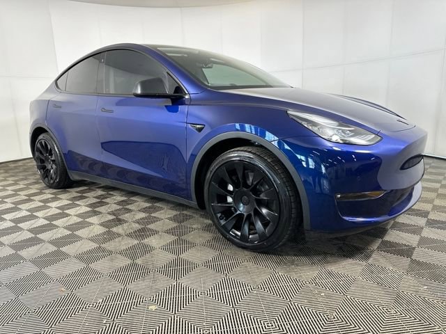 Used 2021 Tesla Model Y Long Range video 2