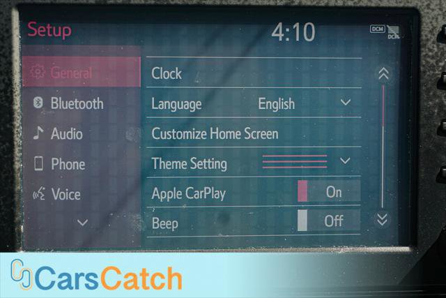 Used 2019 Toyota RAV4 XLE w/ Convenience Package FWD image 28