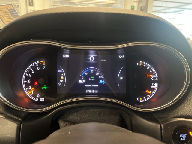 Used 2015 Jeep Grand Cherokee Laredo w/ Quick Order Package 23E RWD image 22