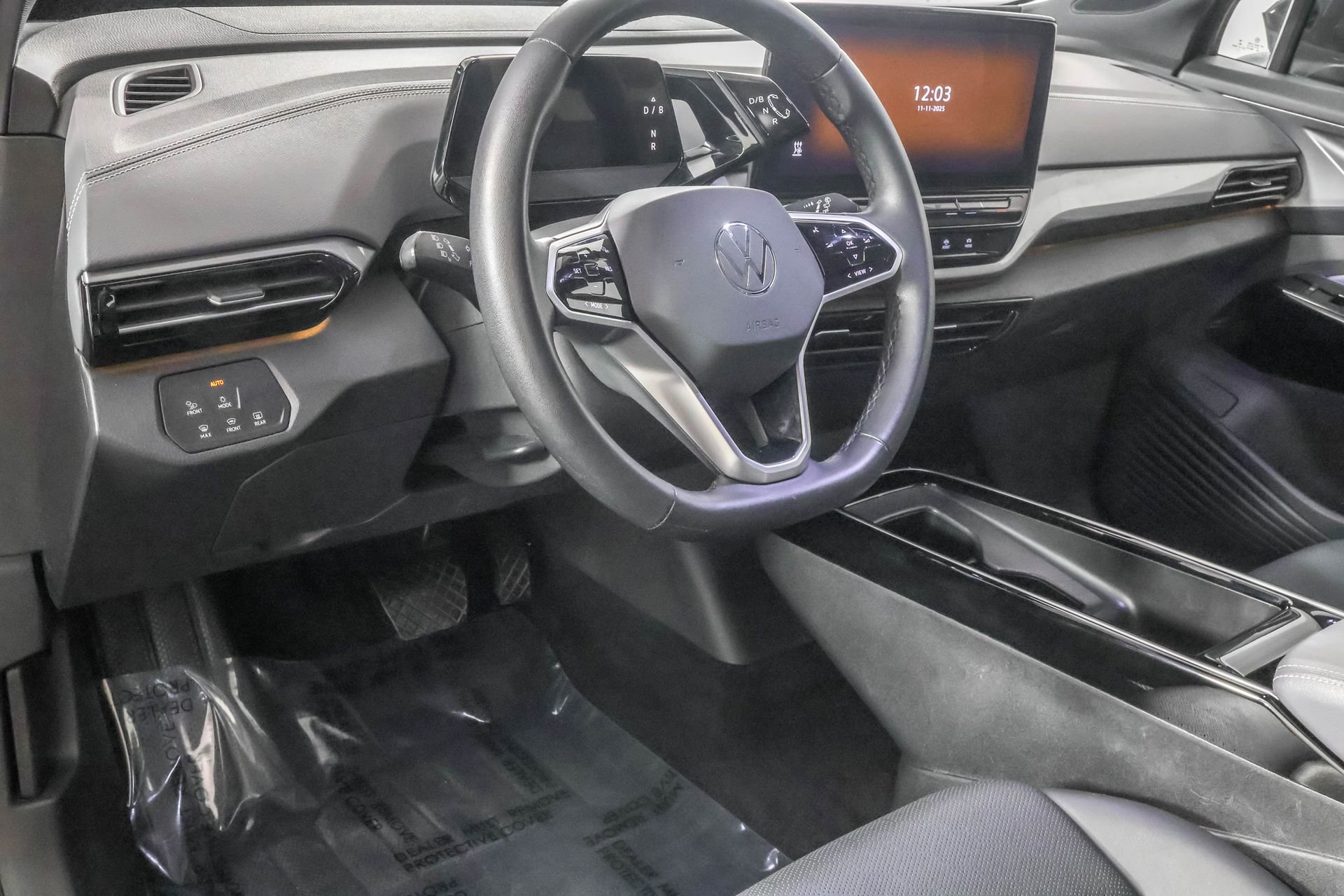 Used 2023 Volkswagen ID.4 Pro S image 5