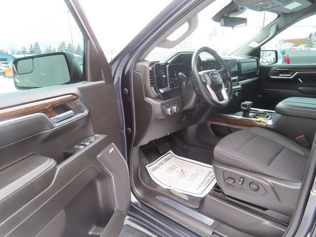 Used 2024 GMC Sierra 1500 Elevation w/ Preferred Package image 17