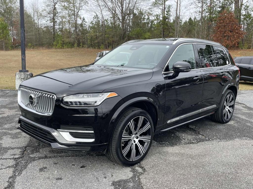 Used 2023 Volvo XC90 T8 Plus image 6