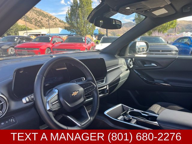 Used 2026 Chevrolet Equinox LT AWD/4WD image 11