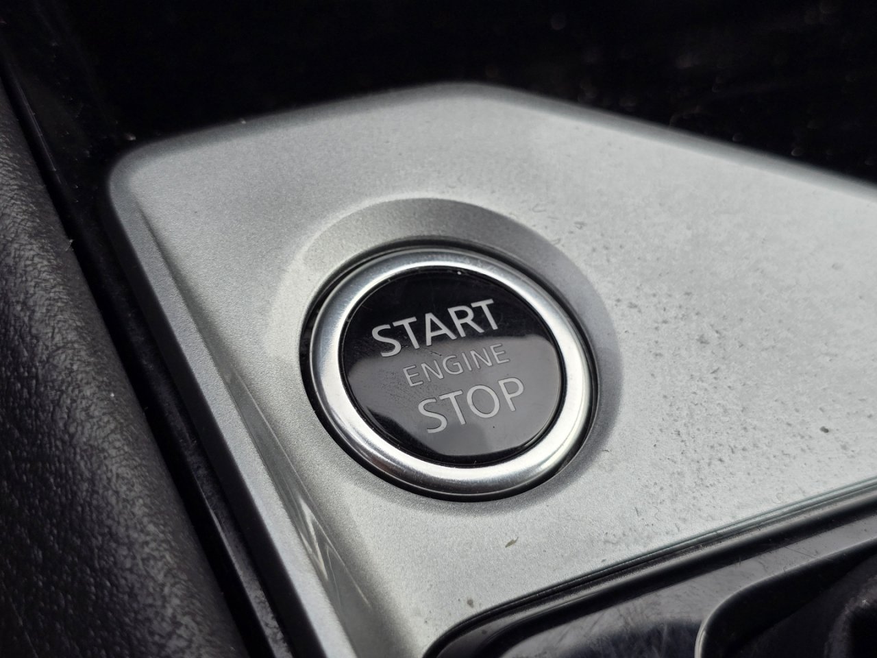 Used 2024 Nissan Altima 2.5 SV FWD image 30