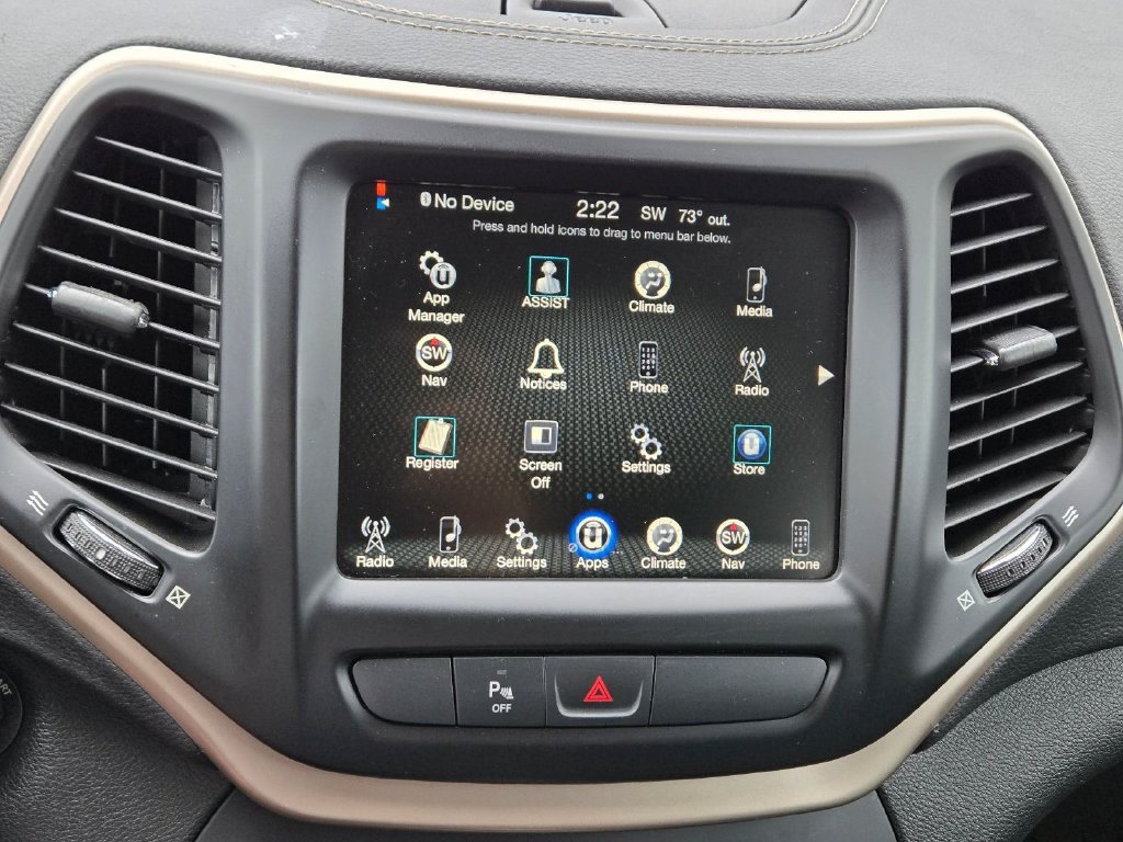 Used 2018 Jeep Cherokee Latitude FWD image 24