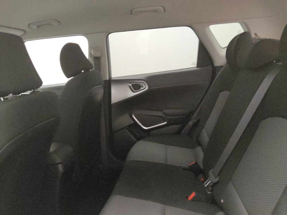 Used 2022 Kia Soul LX w/ Technology Package FWD image 18