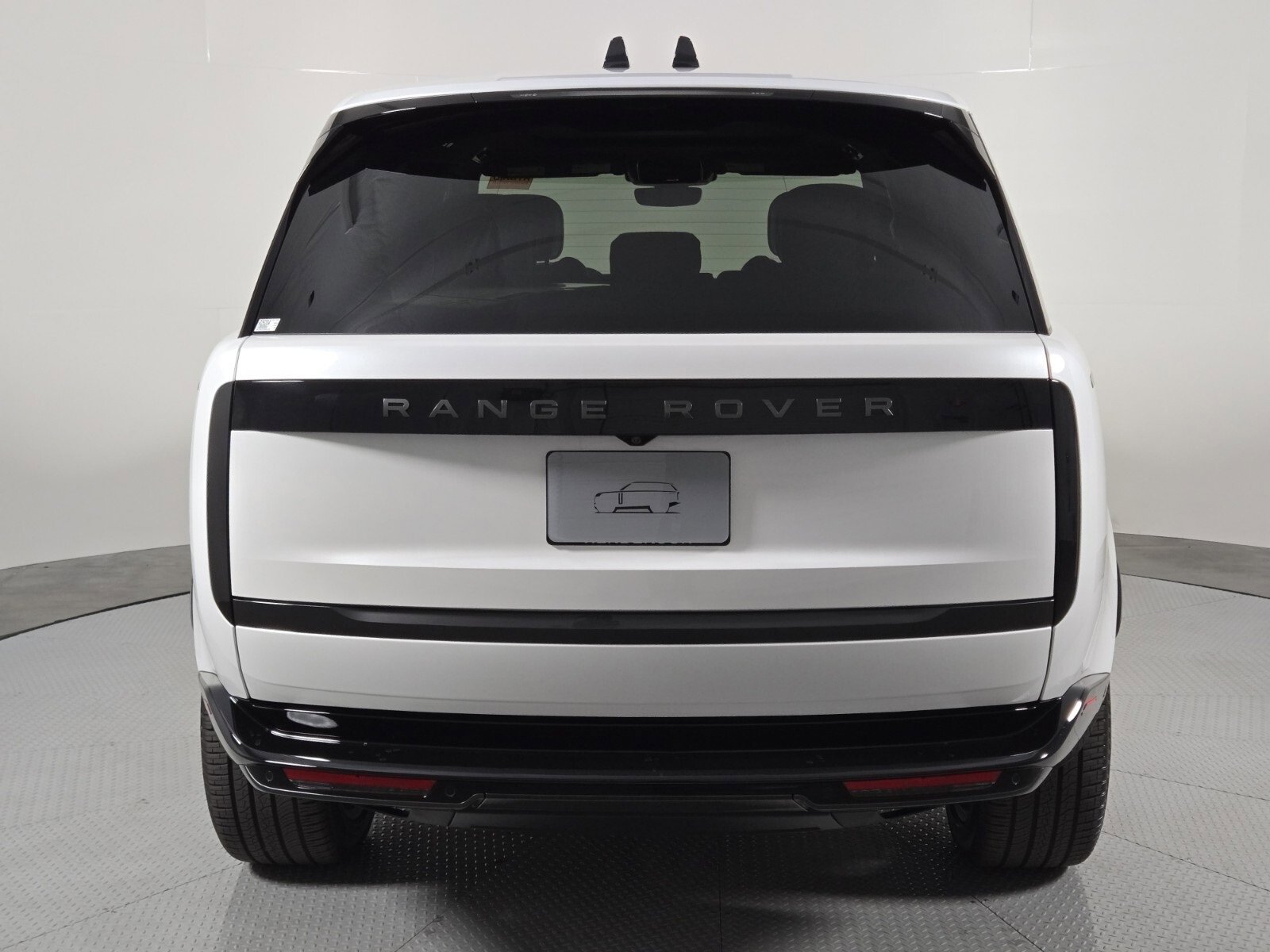 New 2025 Land Rover Range Rover SE image 7