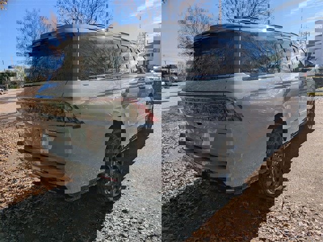 New 2025 Lincoln Navigator L Reserve w/ Jet Appearance Package image 3