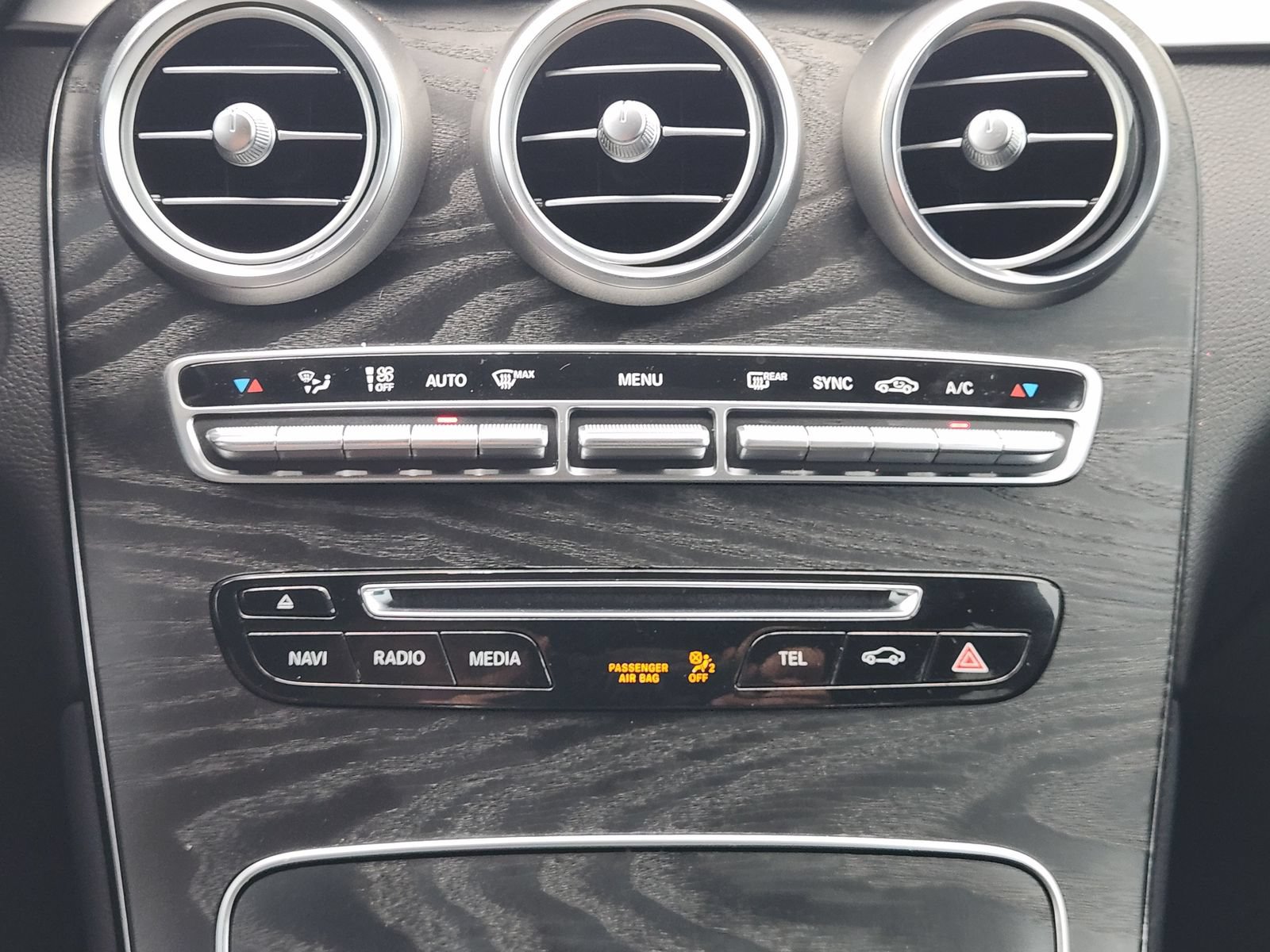 Used 2018 Mercedes-Benz GLC 300 image 19
