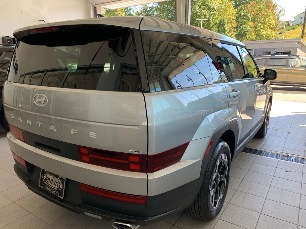 New 2026 Hyundai Santa Fe SE image 11