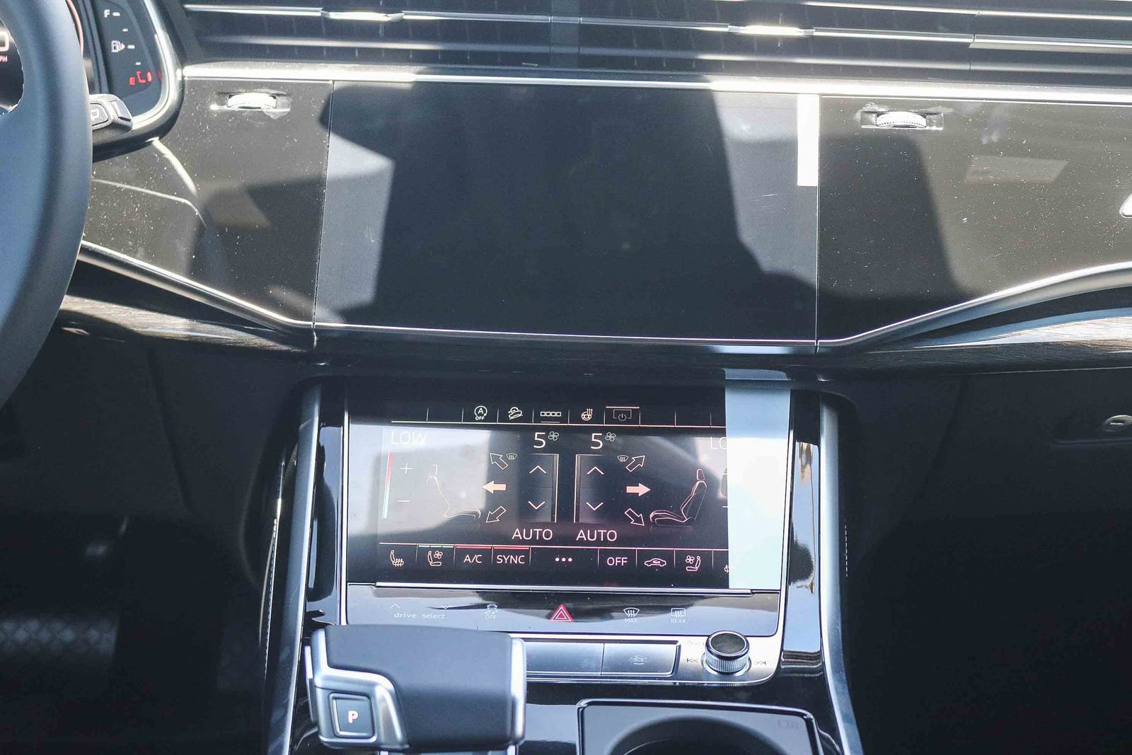 New 2026 Audi Q7 Premium Plus AWD/4WD image 13