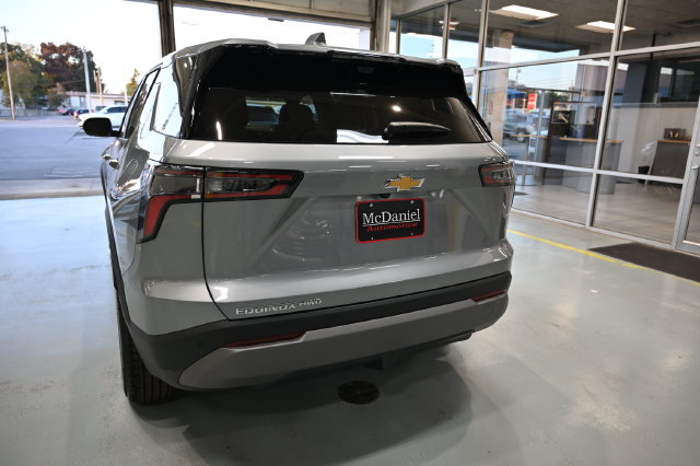 New 2027 Chevrolet Equinox LT w/ Convenience Package II AWD/4WD image 6
