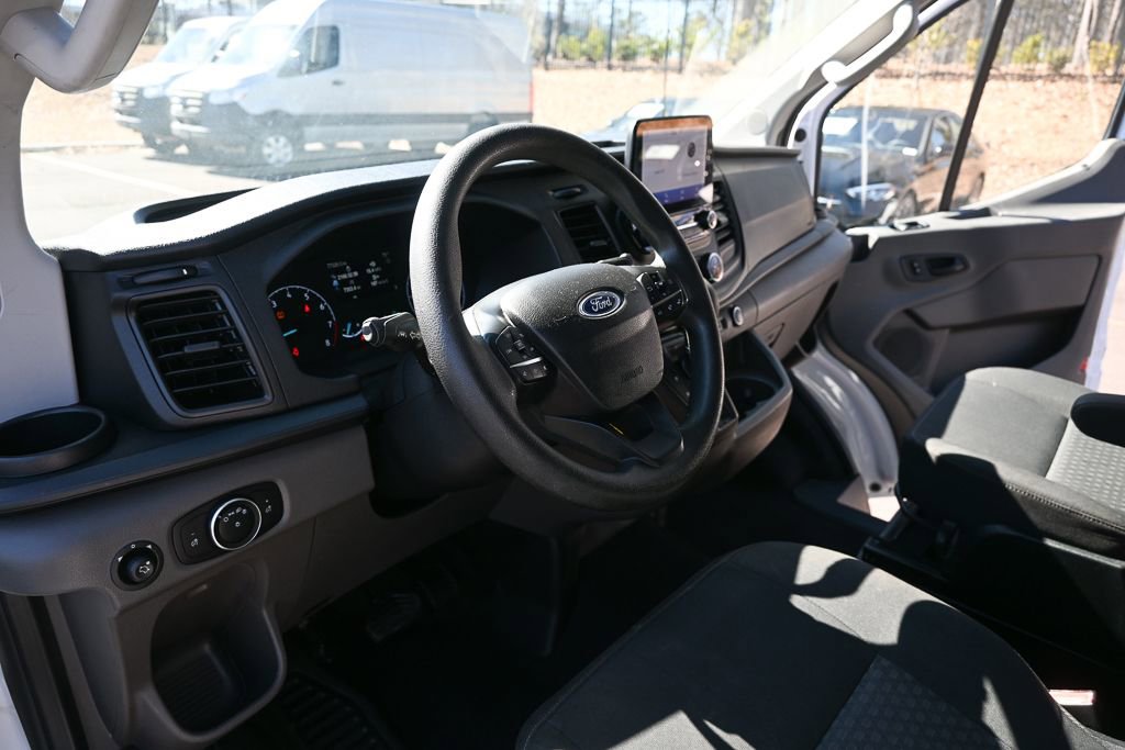 Used 2020 Ford Transit 150 XL image 6