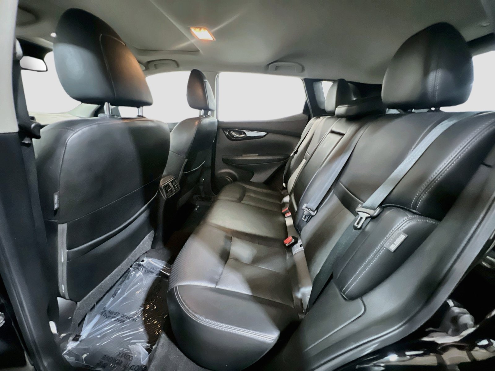 Used 2022 Nissan Rogue Sport SL w/ Premium Package FWD image 19