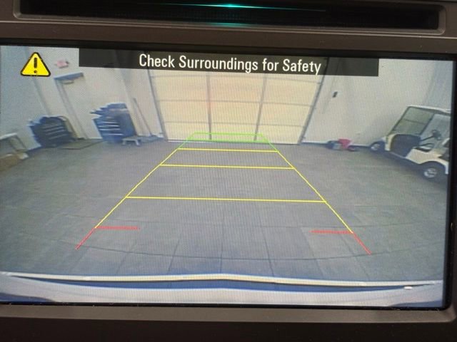 Used 2016 Chevrolet Traverse LT FWD image 22