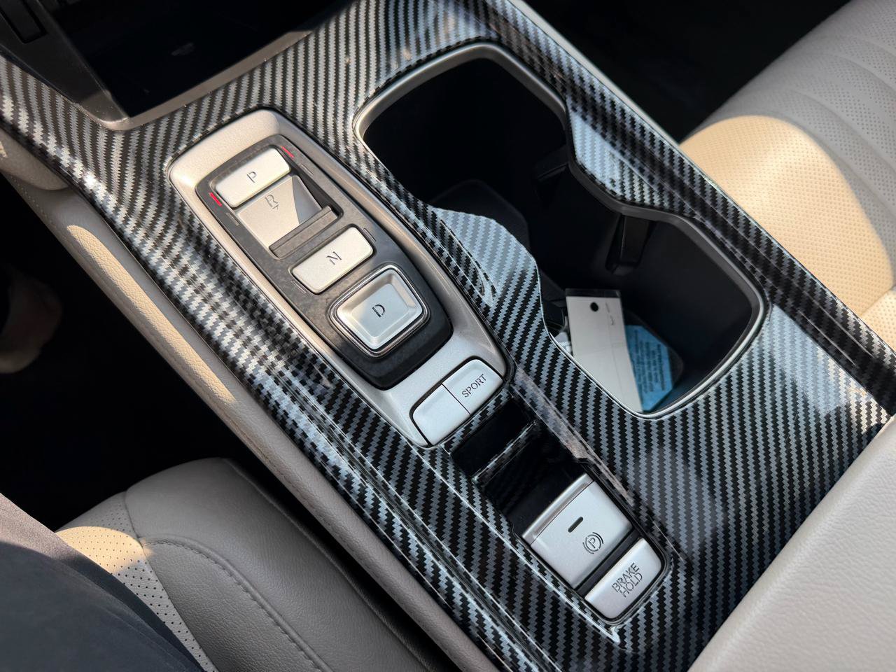 Used 2018 Honda Accord Touring image 16