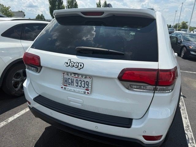 Used 2020 Jeep Grand Cherokee Laredo AWD/4WD image 9