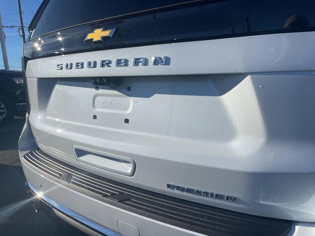 New 2026 Chevrolet Suburban Premier image 37