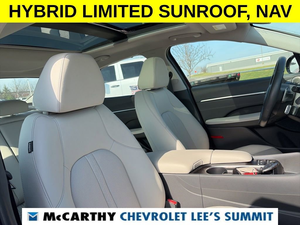 Used 2024 Hyundai Sonata Limited image 34