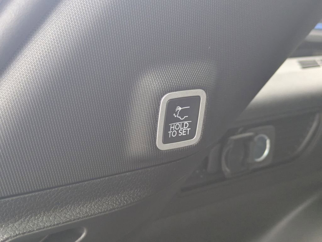 New 2026 Jeep Grand Cherokee Altitude RWD image 14
