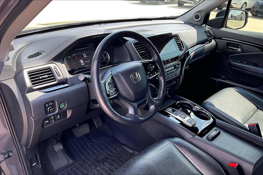 Used 2019 Honda Pilot Elite image 16