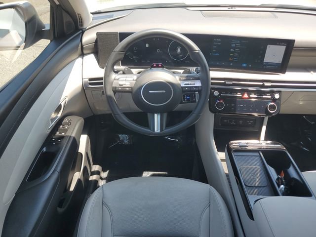 Used 2025 Hyundai Tucson SEL AWD/4WD image 17
