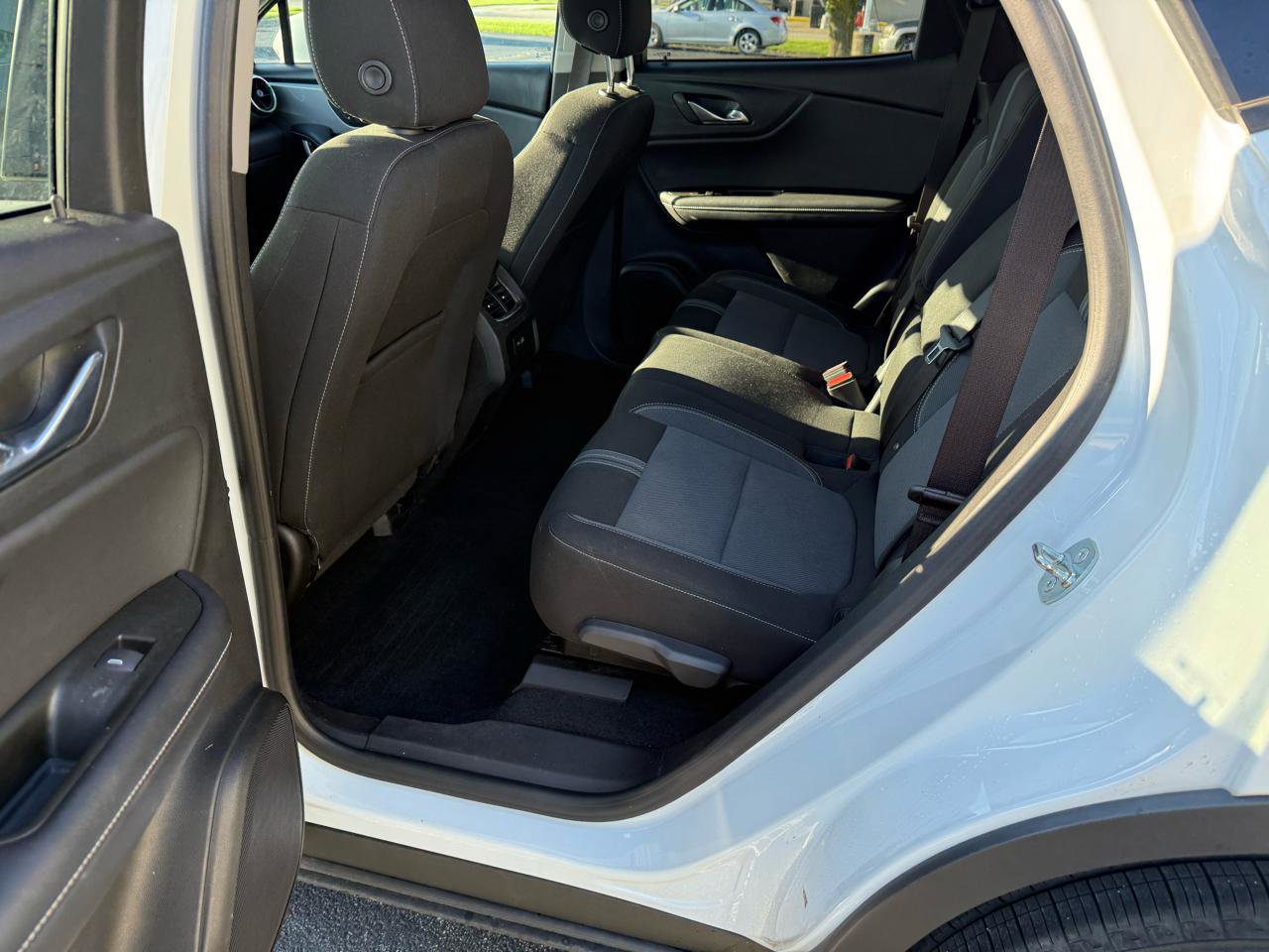 Used 2023 Chevrolet Blazer LT w/ Convenience Package FWD image 21