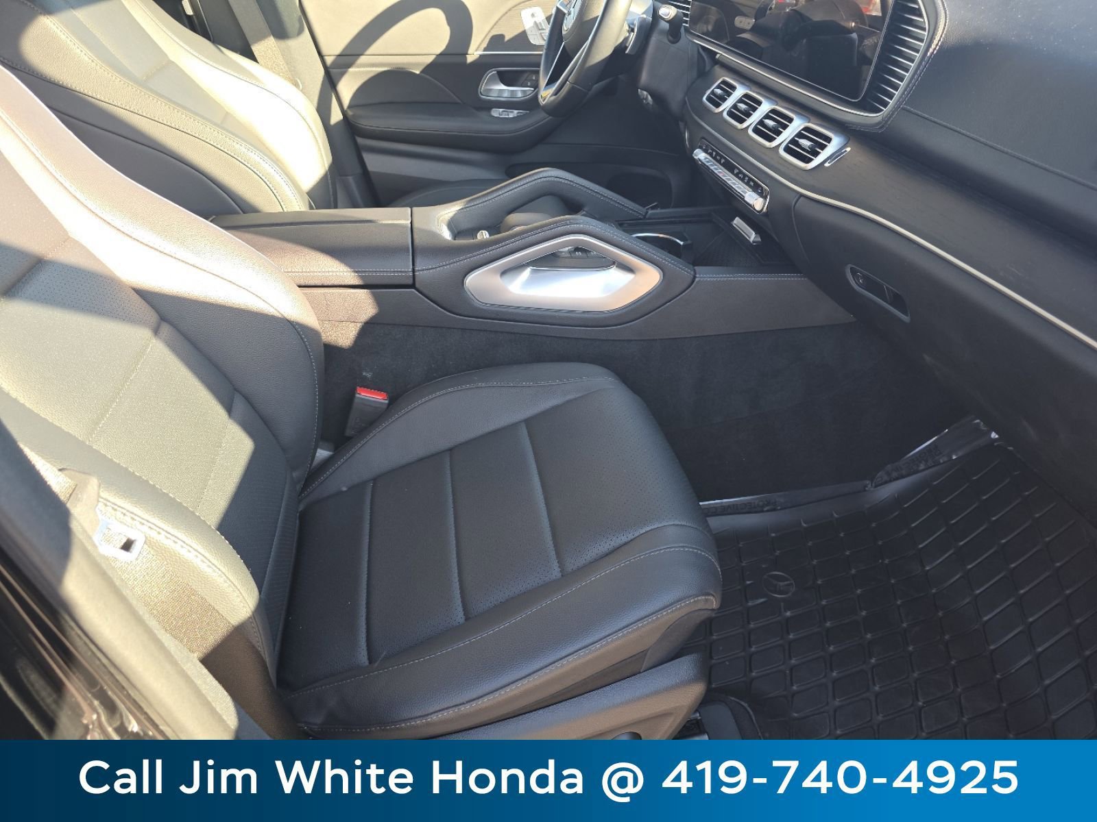 Used 2024 Mercedes-Benz GLS 450 4MATIC image 25