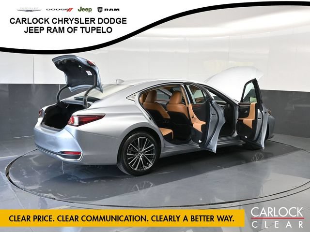 Used 2024 Lexus ES 250 w/ Premium Package AWD/4WD image 56