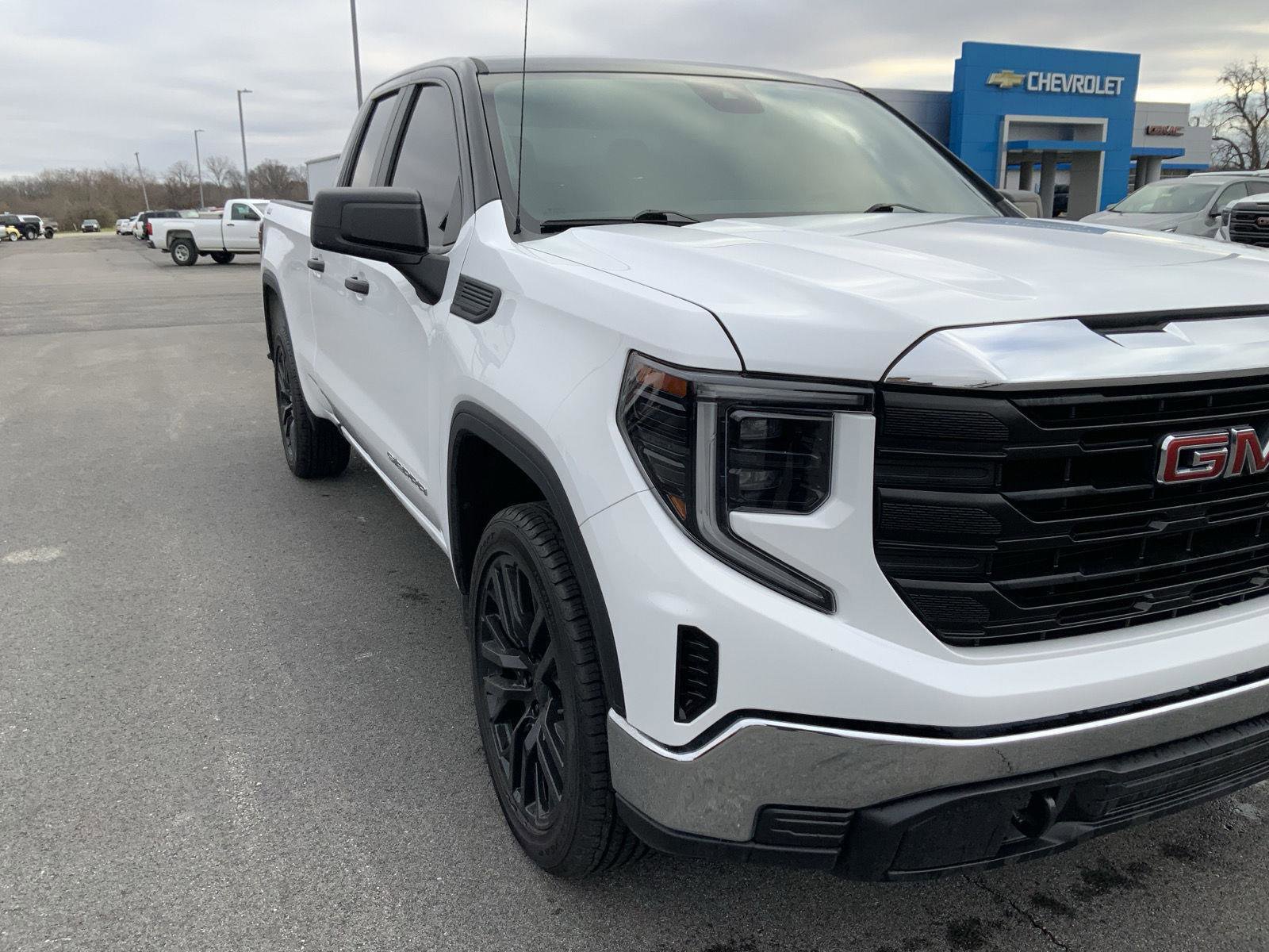 Used 2023 GMC Sierra 1500 Pro image 11
