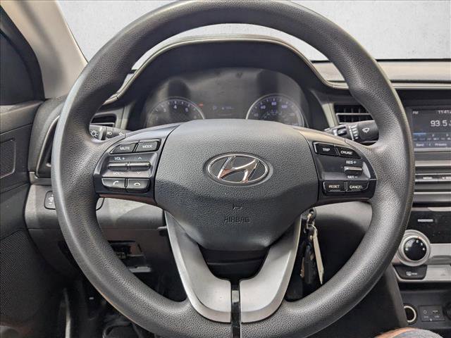 Used 2019 Hyundai Elantra SE w/ Cargo Package FWD image 12
