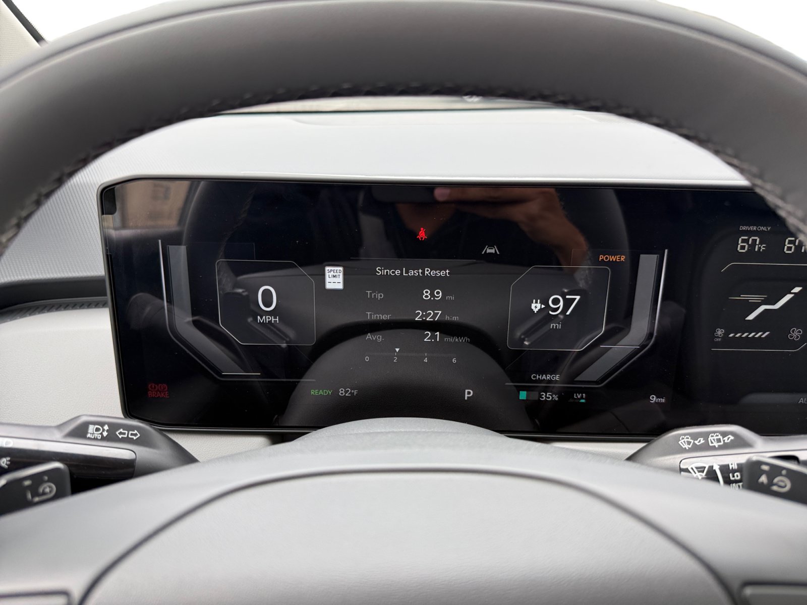 New 2027 Kia EV3 Wind FWD image 11