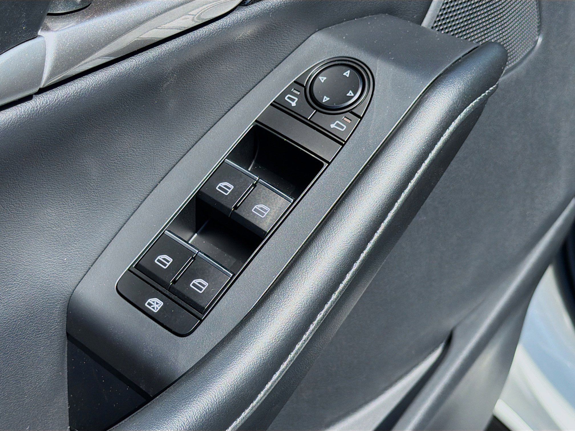 New 2026 MAZDA CX-30 AWD 2.5 S w/ Premium Package image 24