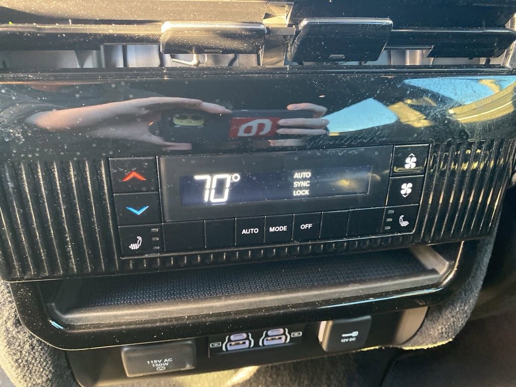 Used 2022 Jeep Wagoneer Series III image 42