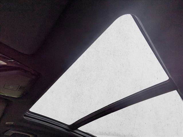 New 2026 BMW X5 xDrive50e w/ Premium Package image 15