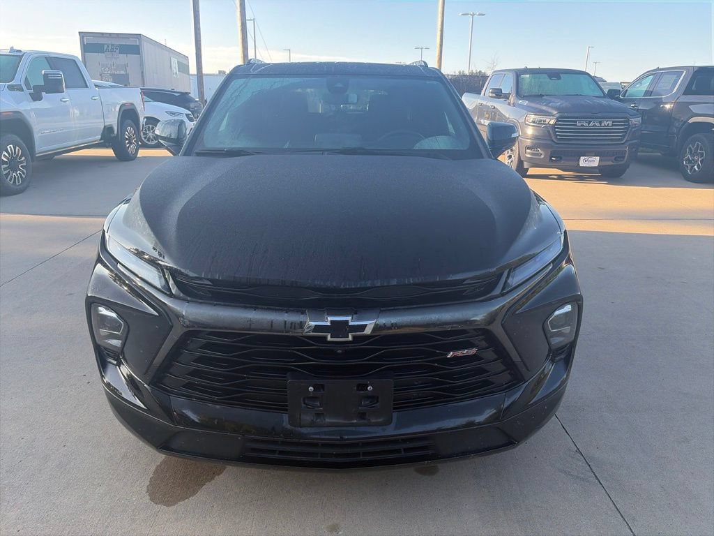 Used 2025 Chevrolet Blazer RS w/ Driver Confidence II Package AWD/4WD image 4