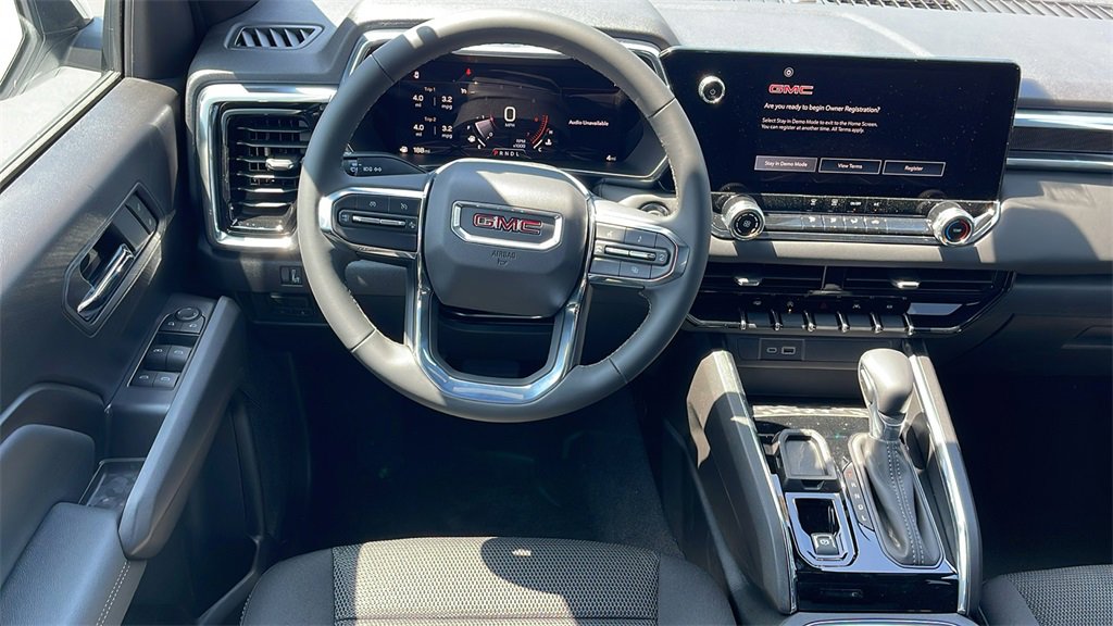 New 2025 GMC Canyon Elevation image 14