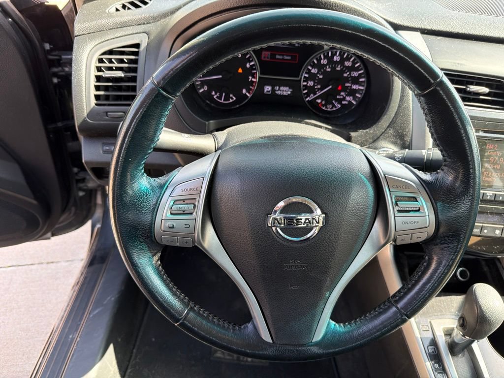 Used 2013 Nissan Altima 2.5 SV FWD image 16