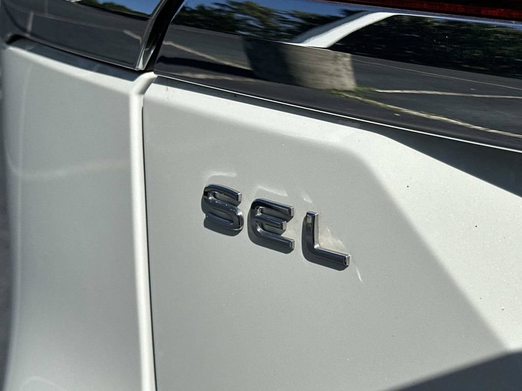 Used 2024 Volkswagen Atlas SEL Premium R-Line AWD/4WD image 12