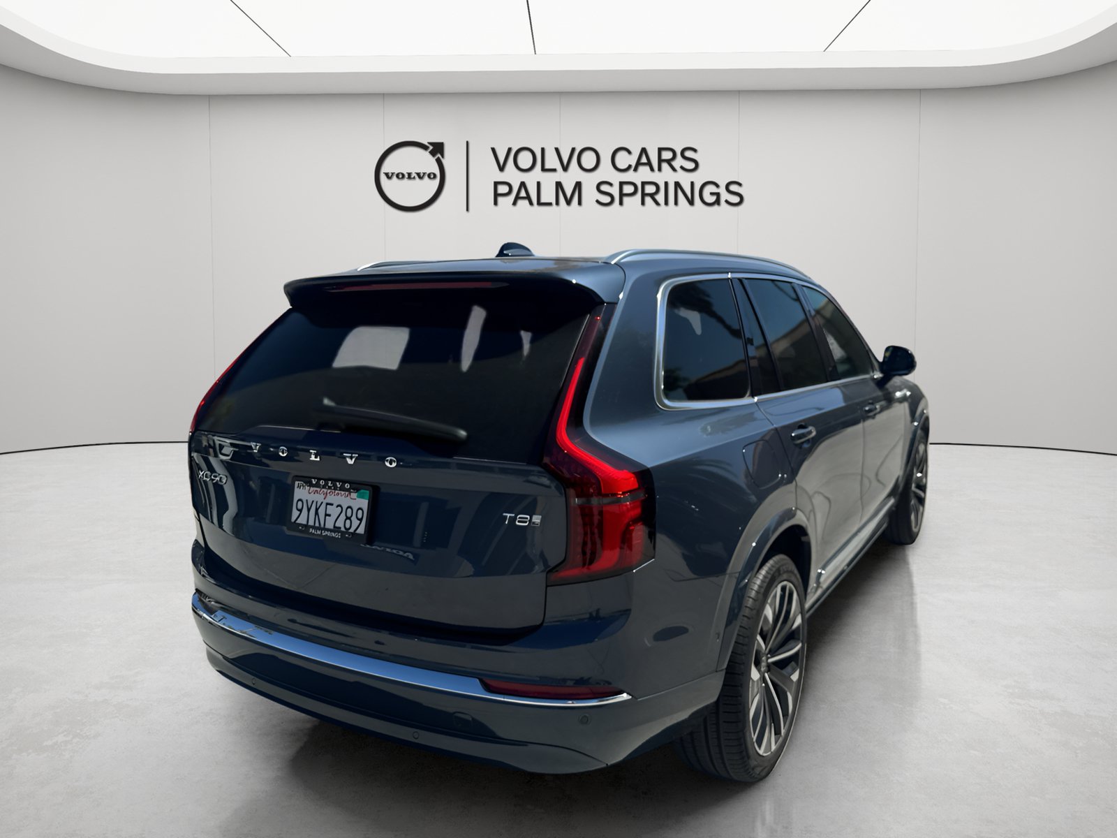 New 2026 Volvo XC90 T8 Plus w/ Protection Package AWD/4WD image 7